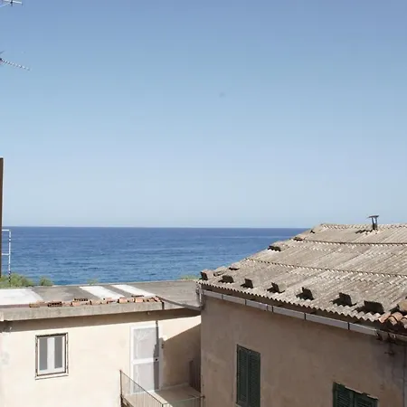 Apartment Meraviglia In Riva Al Mare Belmonte Calabro