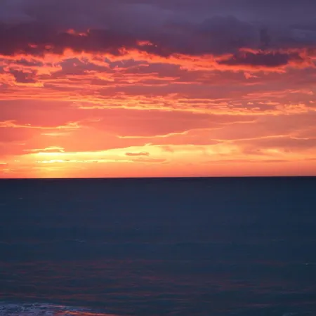 Meraviglia In Riva Al Mare
