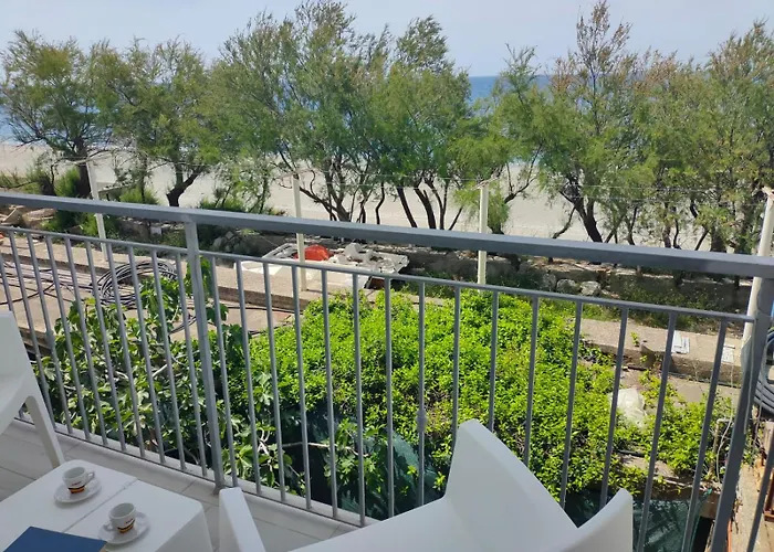 Meraviglia In Riva Al Mare דירה *